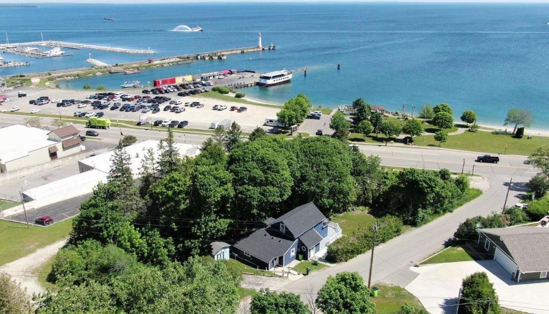 Photo of Others in St Ignace