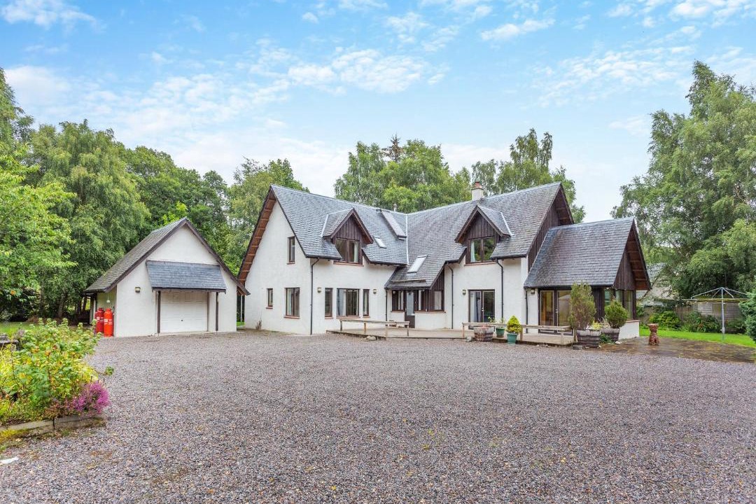 Photo of Others in Evanton