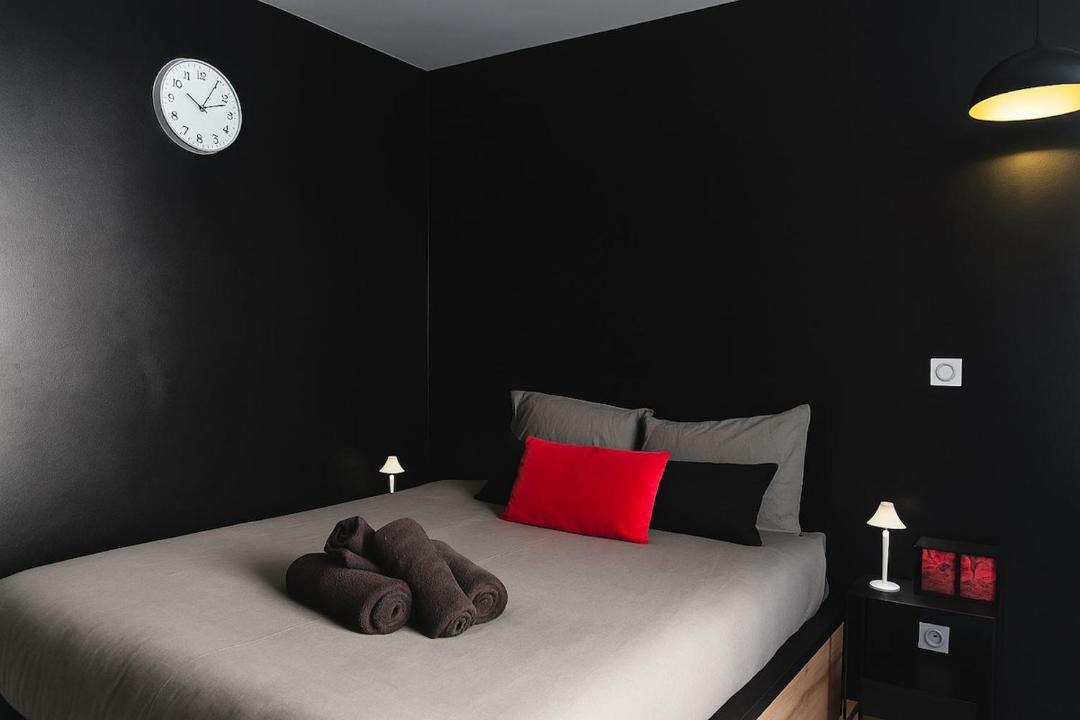 Photo of Bedroom in Saint-Denis