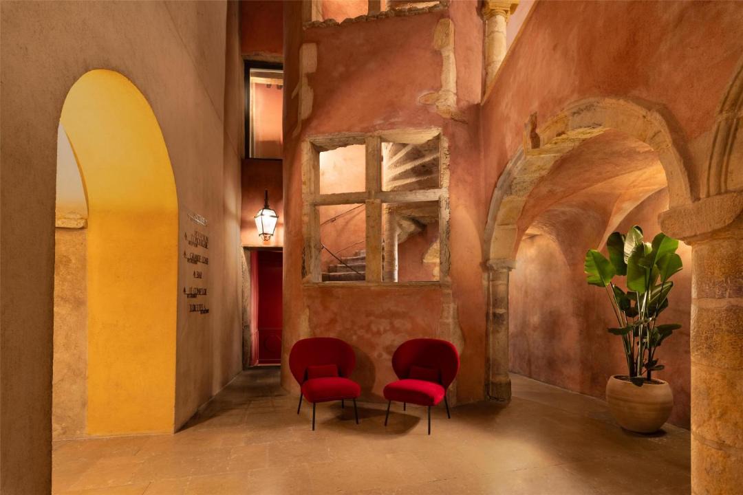 Photo of Others in Old Lyon