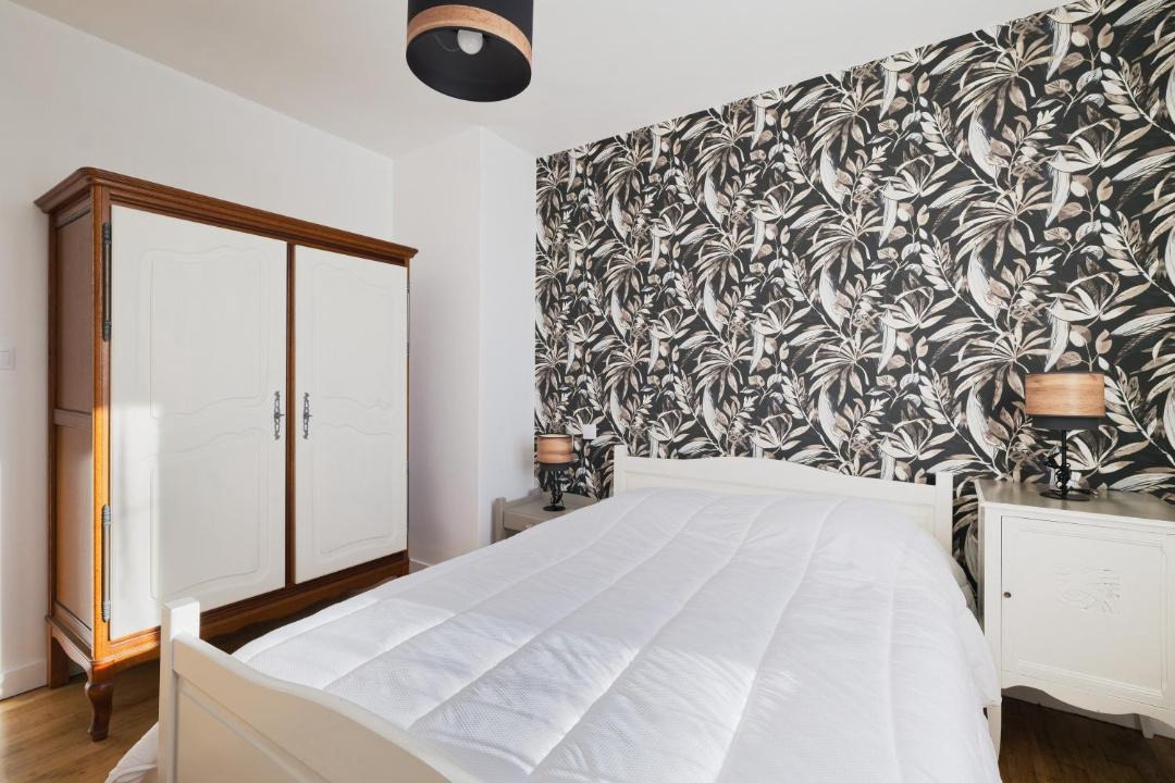 Photo of Bedroom in Neant-sur-Yvel