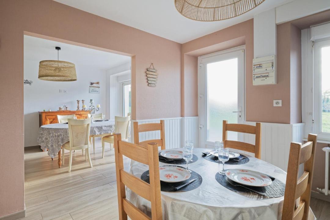 Photo of Others in Neant-sur-Yvel