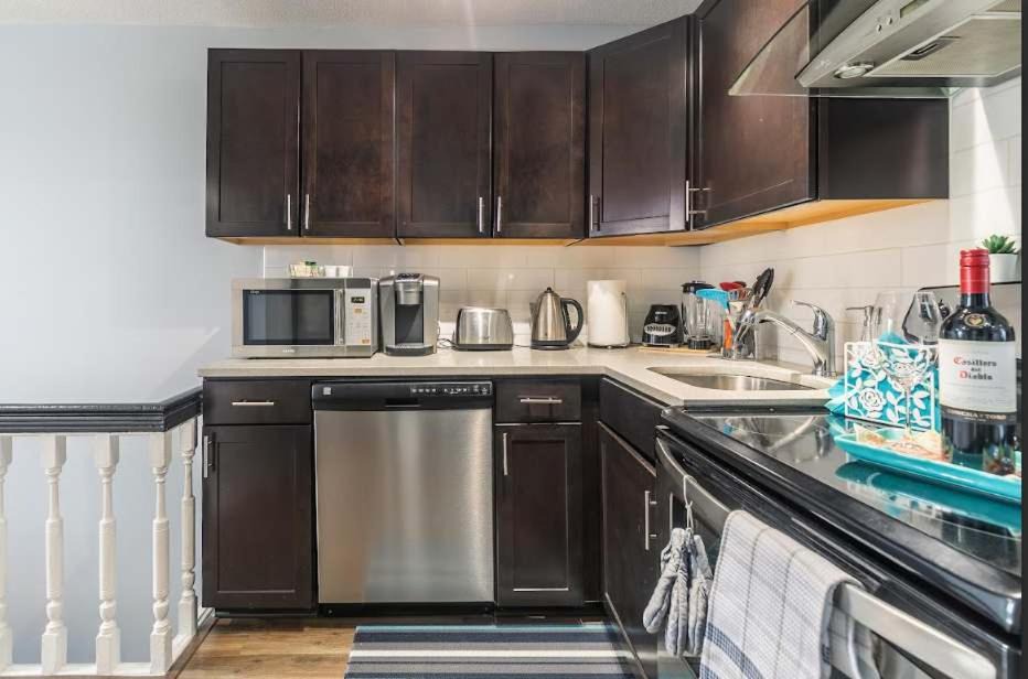 Photo of Kitchen in Centretown West