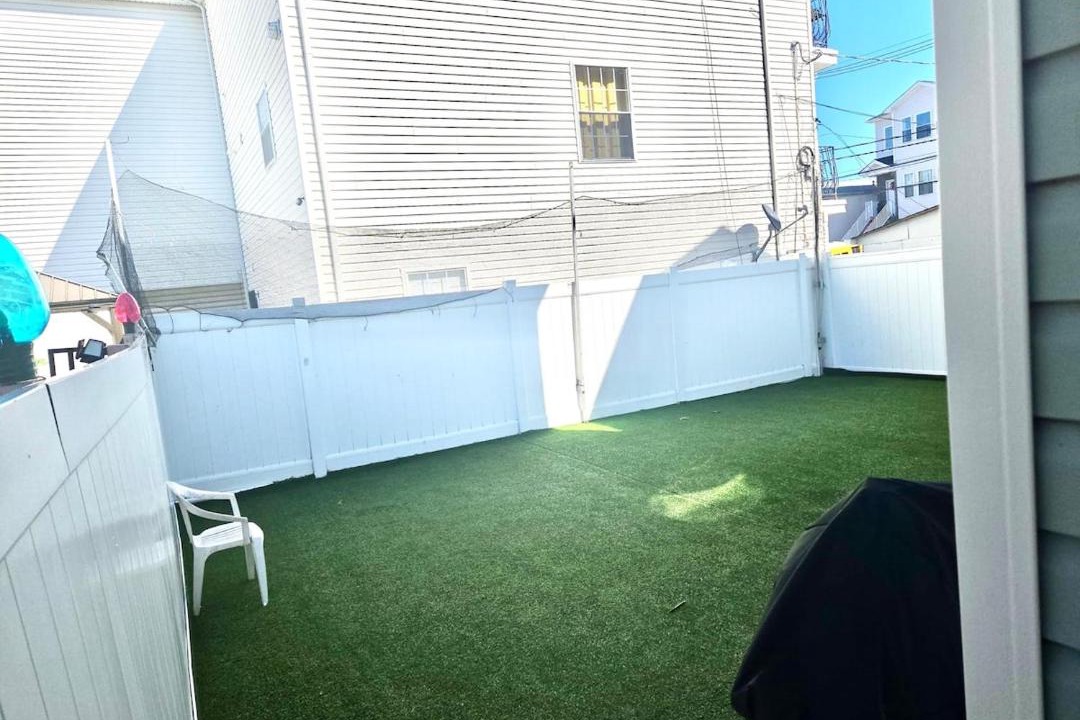 Photo of Others in Elizabeth