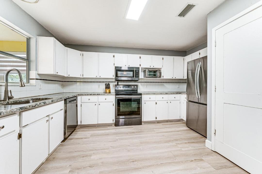 Photo of Kitchen in Hudson Beach Estates