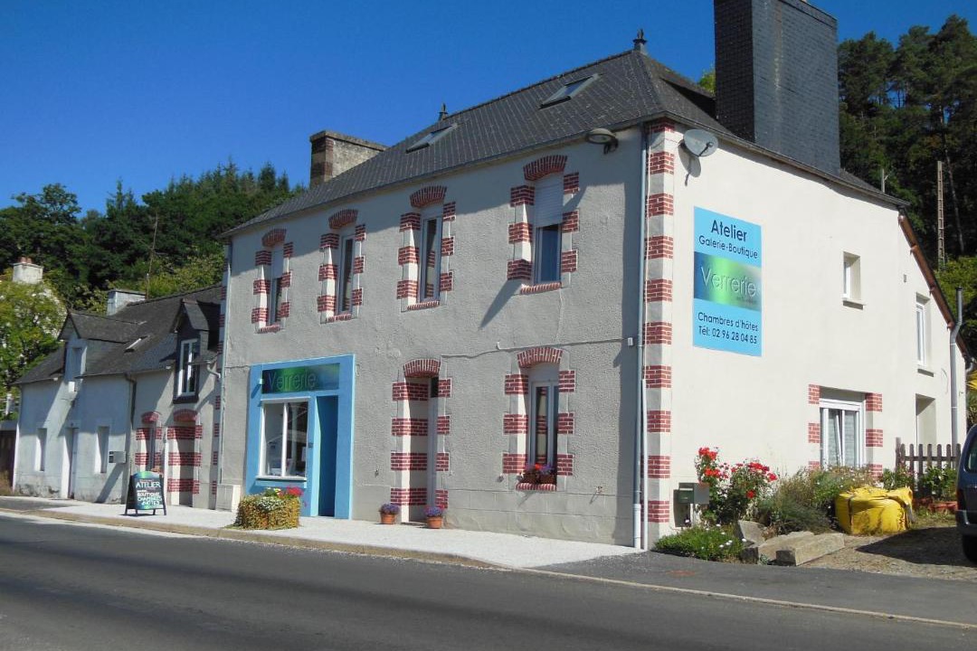 Photo of Others in Caurel