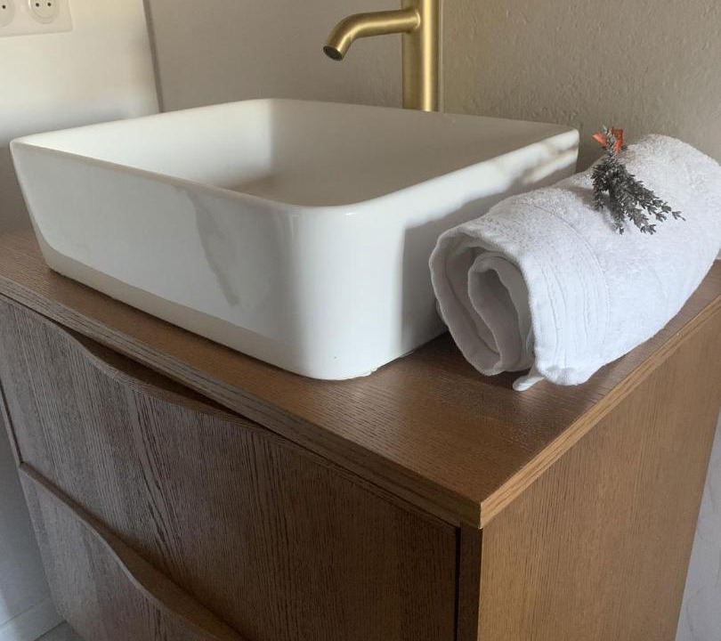 Photo of Bathroom in Garganvillar