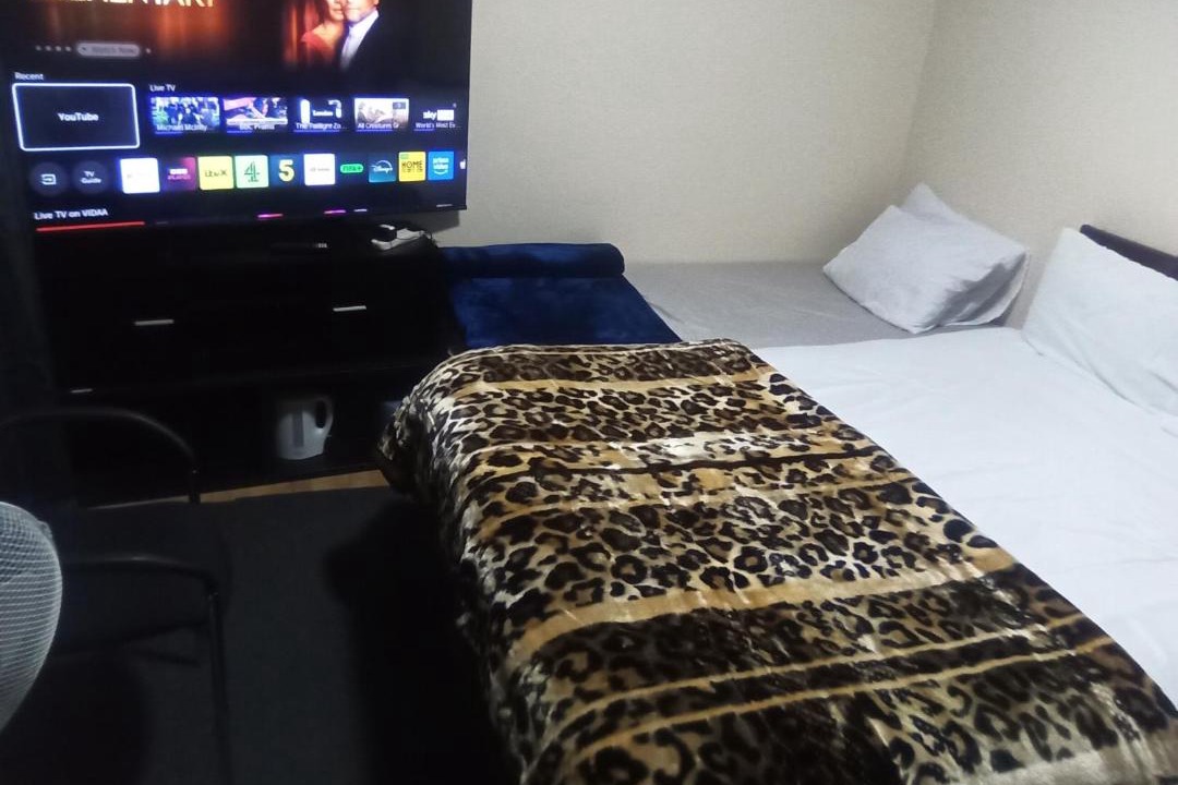 Photo of Bedroom in Kidbrooke with Hornfair