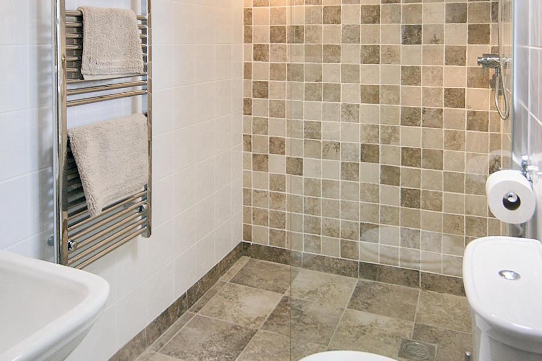 Photo of Bathroom in Clarbeston Road