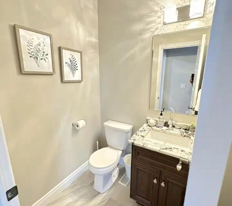 Photo of Bathroom in Tillsonburg
