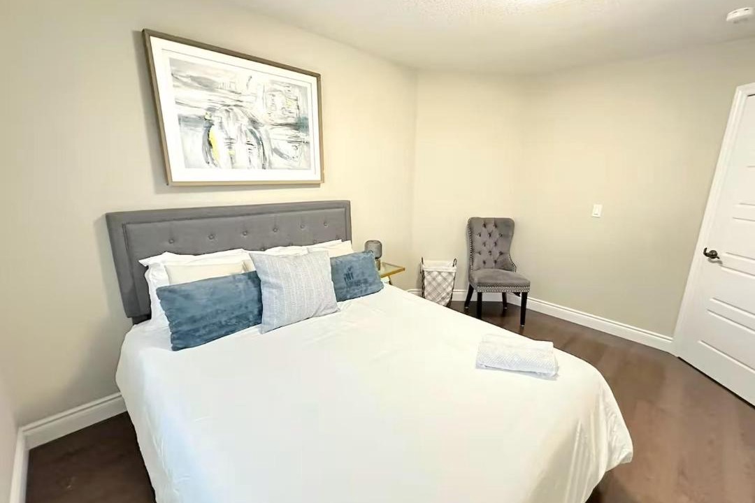 Photo of Bedroom in Tillsonburg