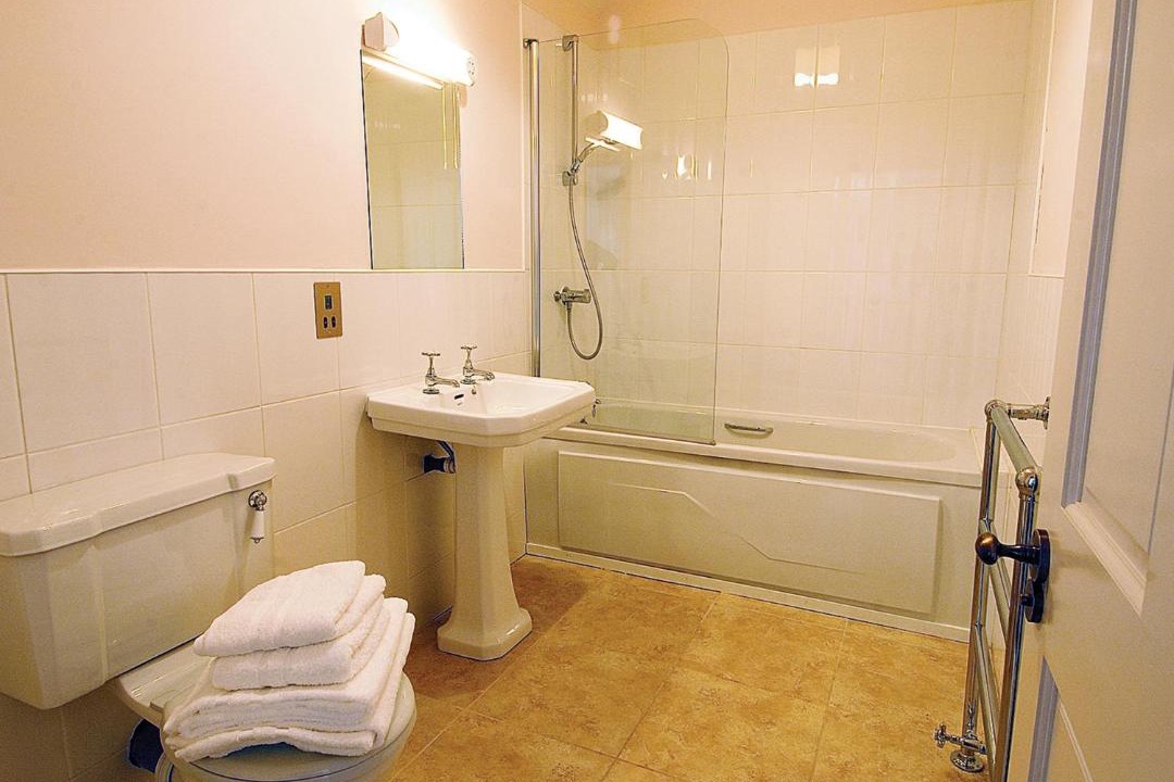 Photo of Others in Gordon