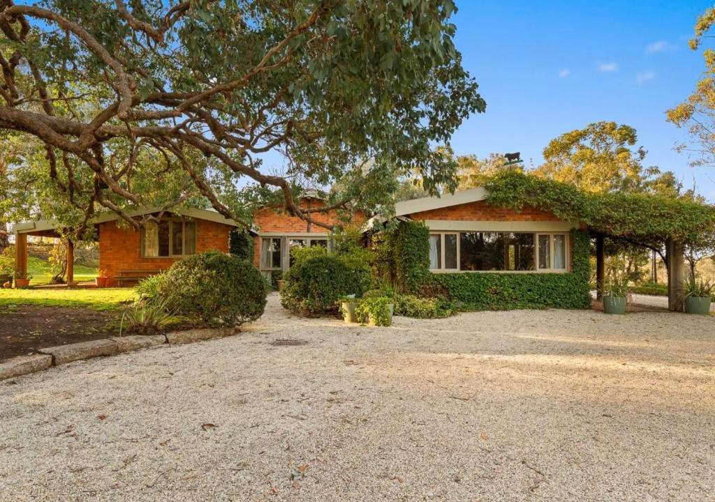 Photo of Others in Avenel