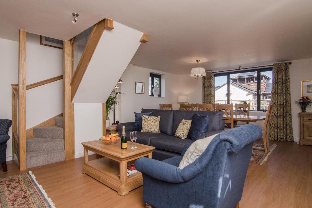 Photo of Others in Sandwich