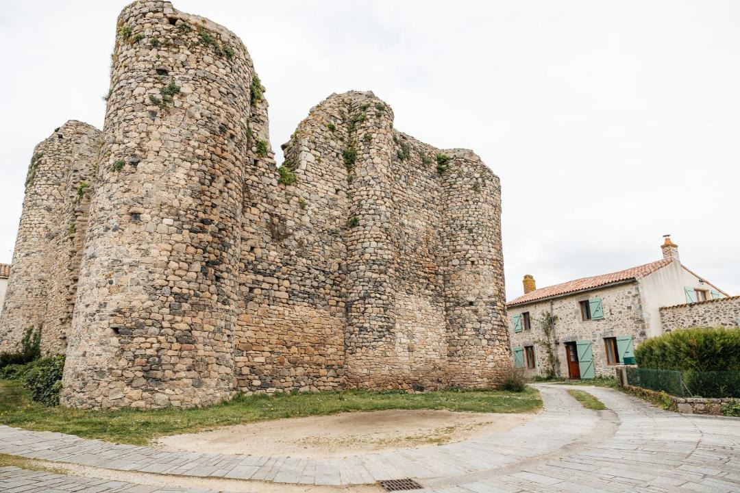Photo of Others in Sevremont