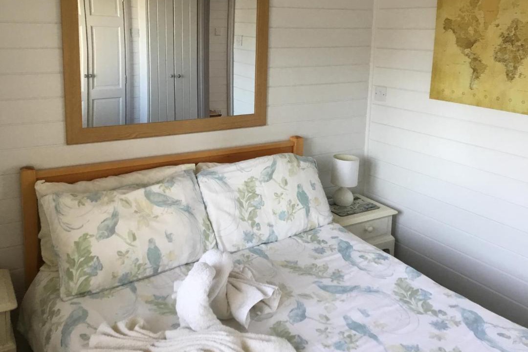 Photo of Bedroom in Lake