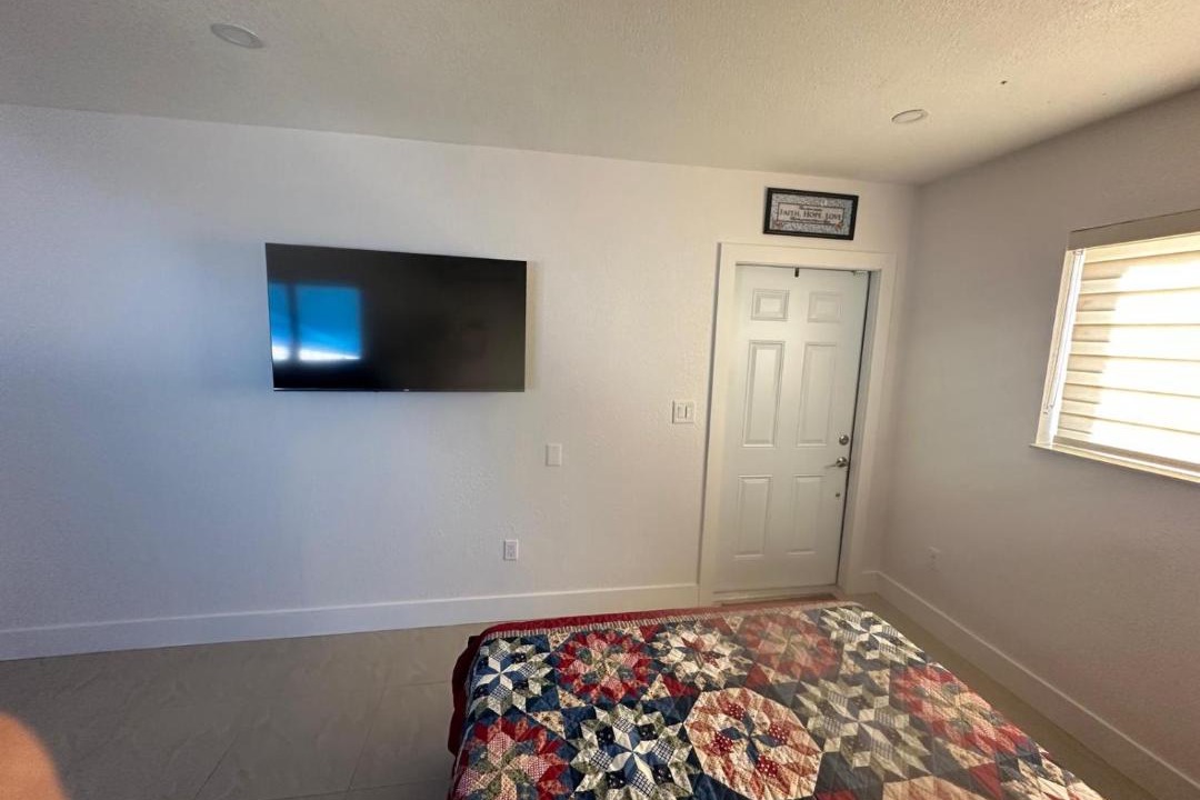 Photo of Bedroom in Miramar