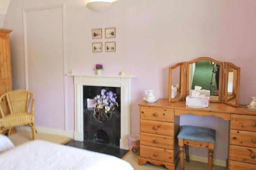 Photo of Bedroom in Eye