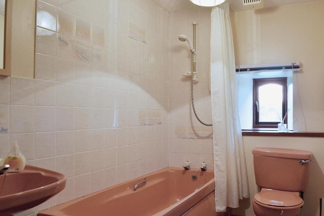 Photo of Bathroom in Cairneyhill