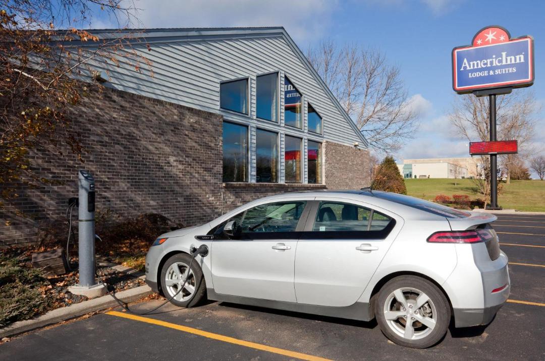 Photo of Others in Monroe