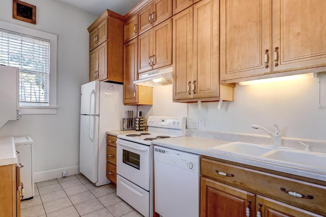 Photo of Kitchen in Thomas Square