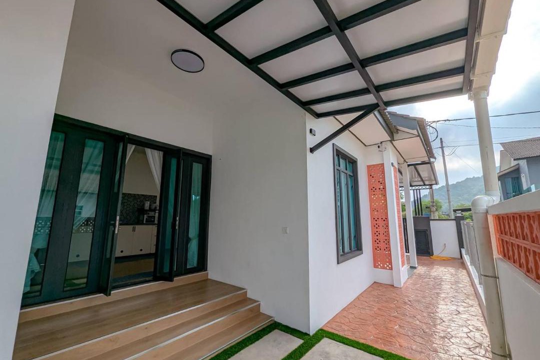 Photo of Patio Balcony in Kampung Nibung