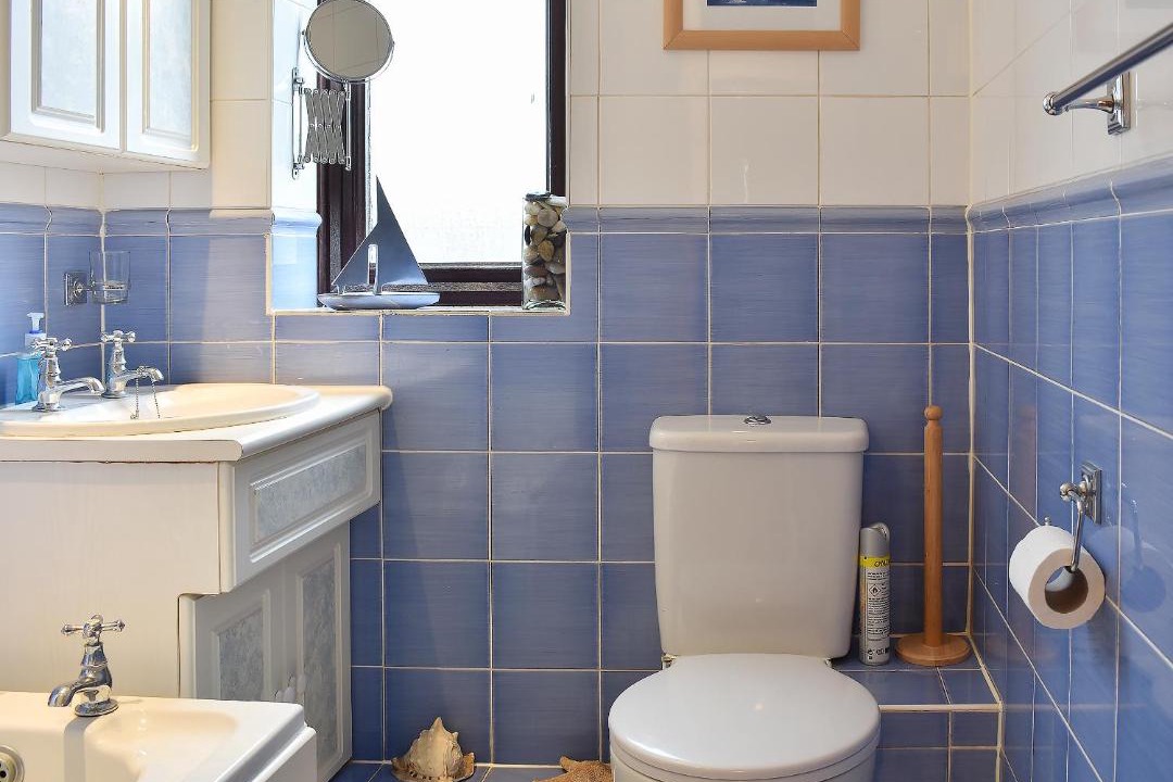 Photo of Bathroom in Cerne Abbas