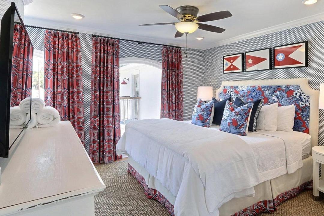 Photo of Bedroom in Tybee Island