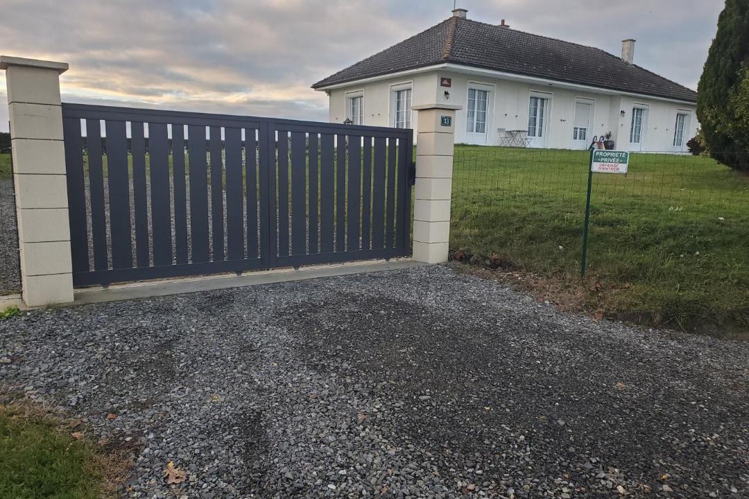 Photo of Others in Moidrey