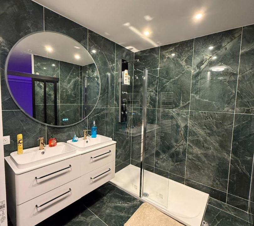 Photo of Bathroom in Limay