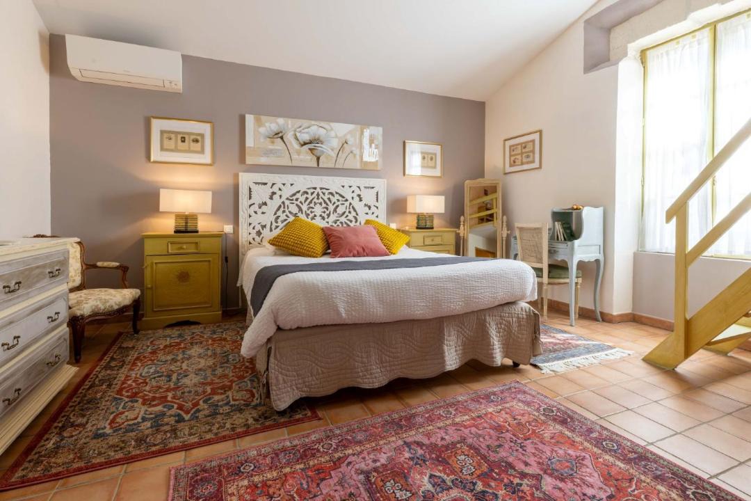 Photo of Bedroom in Caumont-sur-Durance