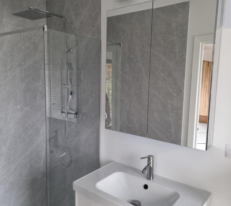Photo of Bathroom in Gelucourt