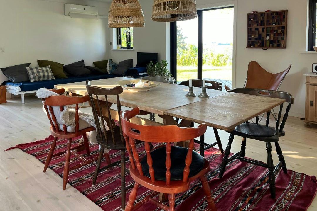 Photo of Others in Mesinge