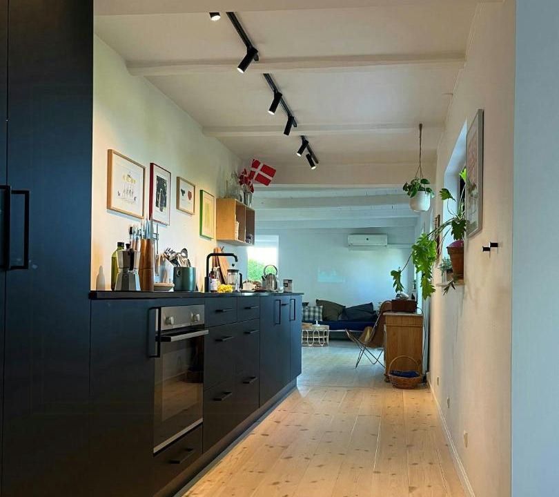 Photo of Others in Mesinge