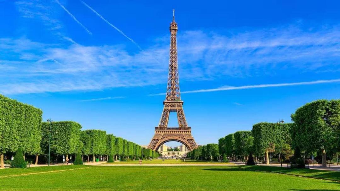 Photo of Others in Sevres