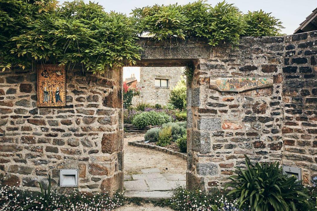 Photo of Others in Saint-Aubin-du-Cormier