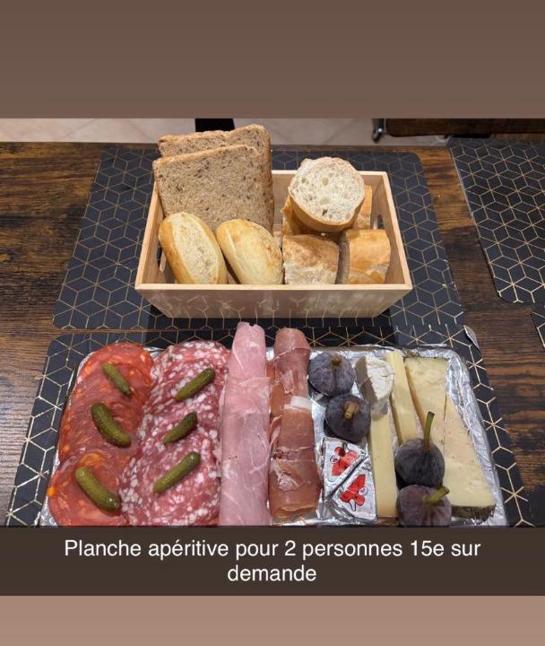 Photo of Others in Epieds