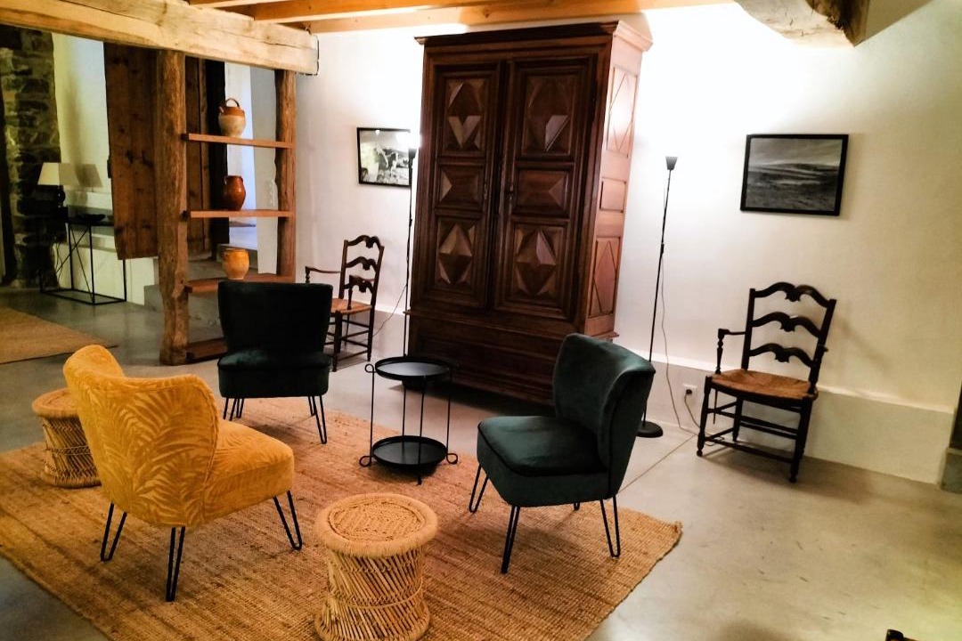 Photo of Livingroom in Souraide