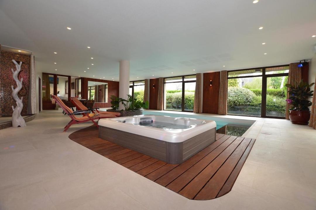 Photo of Others in Betton