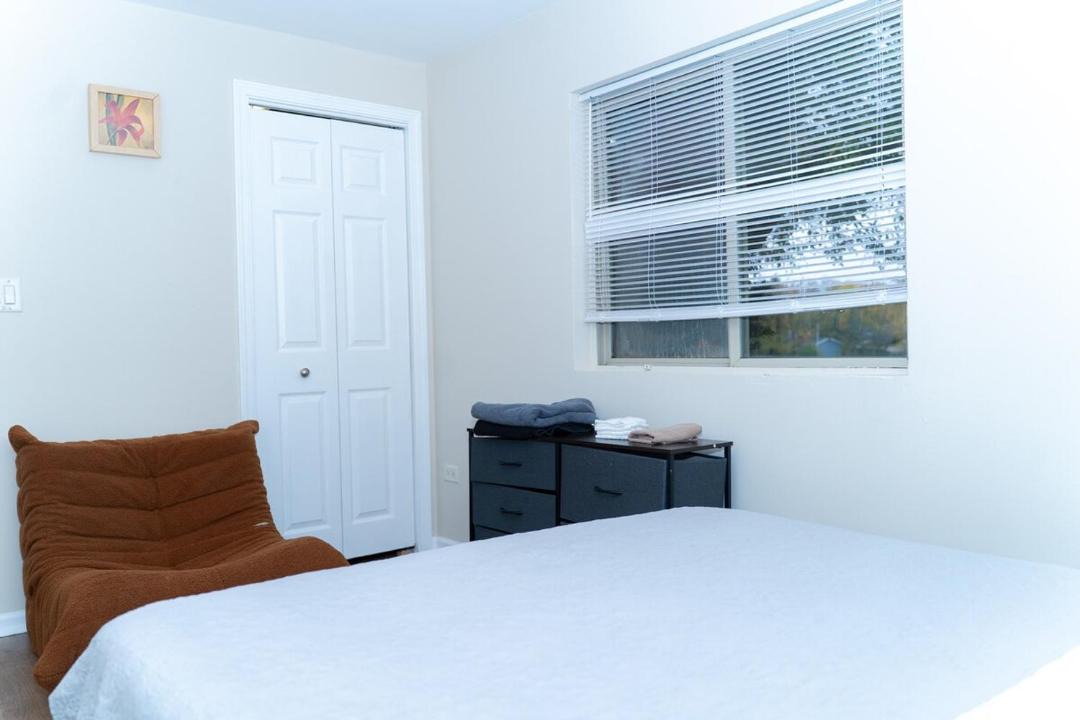 Photo of Bedroom in Carpentersville