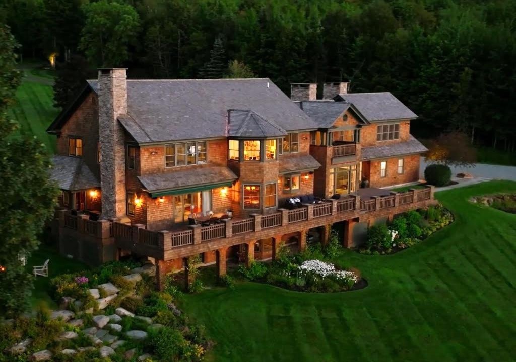 Photo of Others in Stowe Hollow