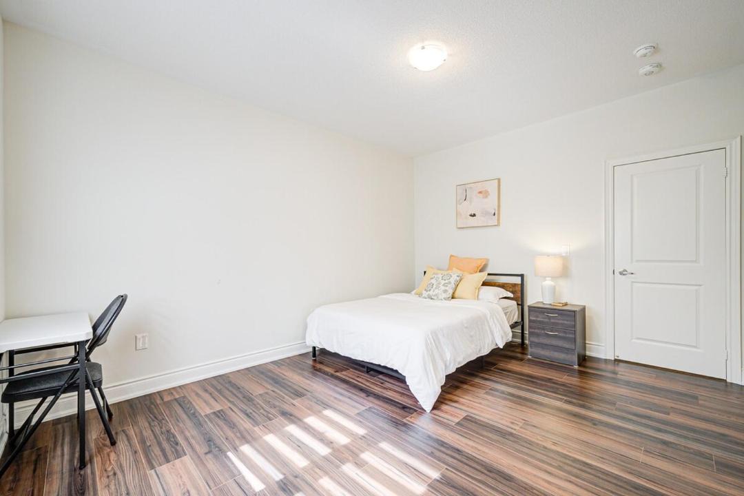 Photo of Bedroom in Richmond Hill