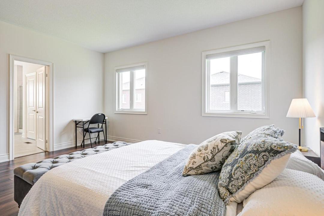 Photo of Bedroom in Richmond Hill