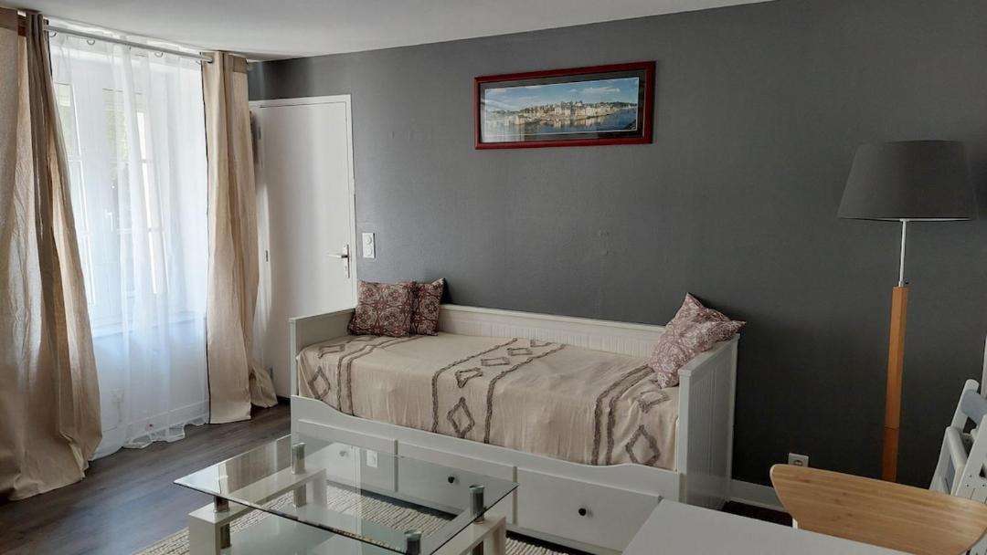 Photo of Bedroom in Pont-Audemer