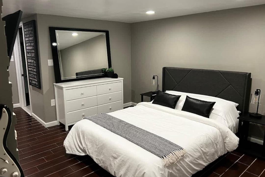 Photo of Bedroom in Everett