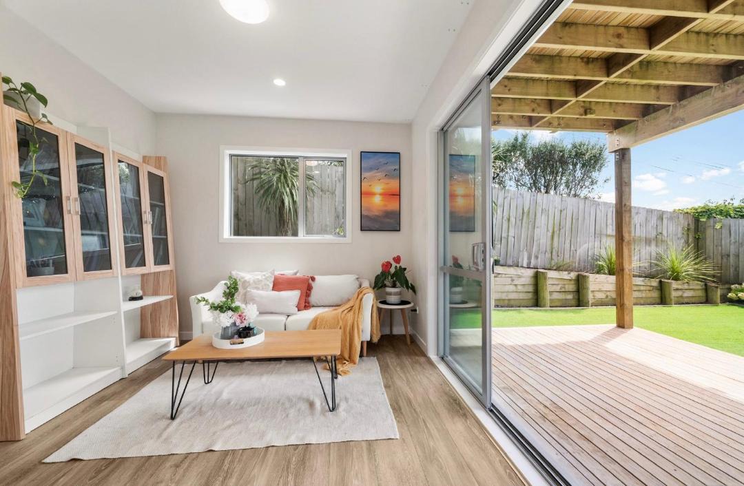 Photo of Patio Balcony in Totara Vale