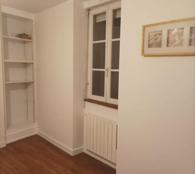 Photo of Others in Evron