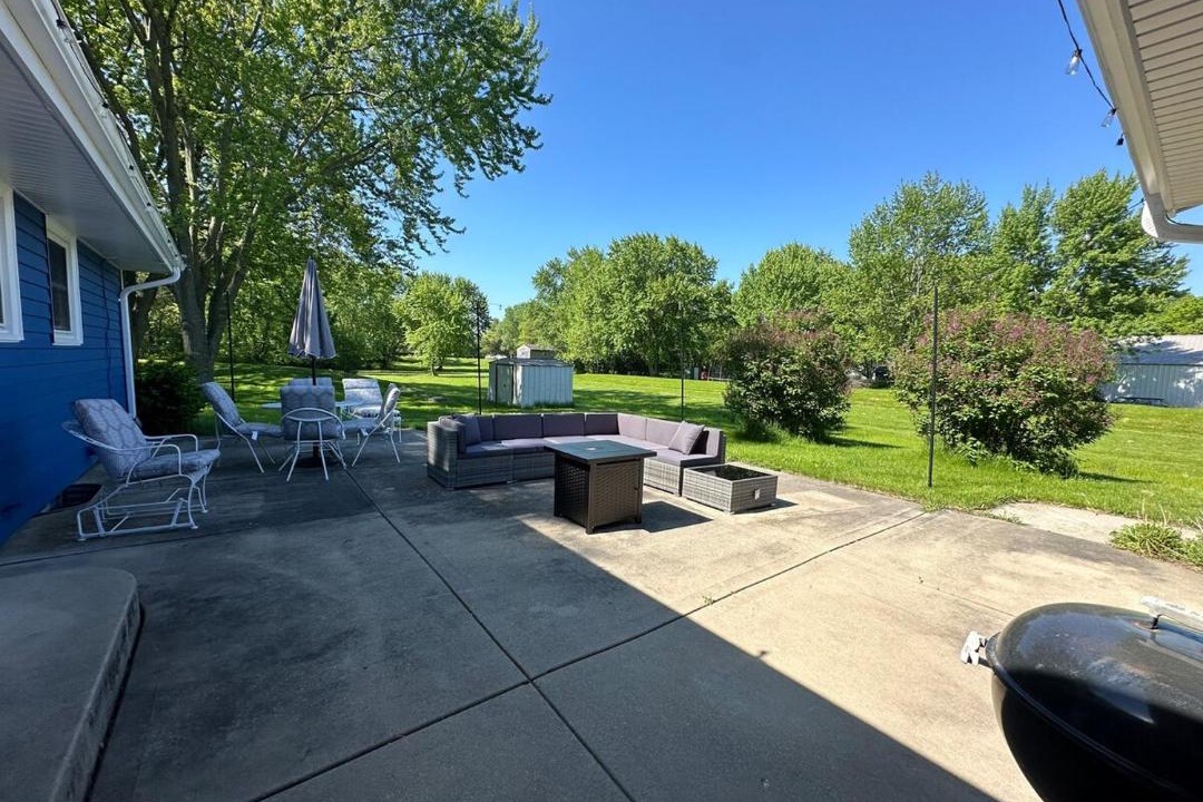 Photo of Others in New Munster