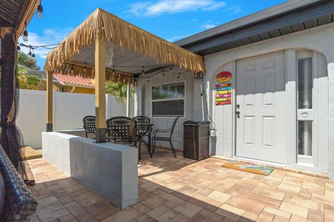 Photo of Patio Balcony in Hudson Beach Estates