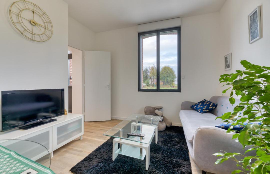 Photo of Others in Butot